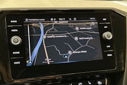 valkoinen Volkswagen Passat 2020 kuva 24.