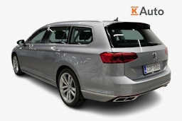 sininen Volkswagen Passat 2020 kuva 2.