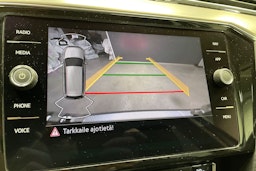 sininen Volkswagen Passat 2020 kuva 23.