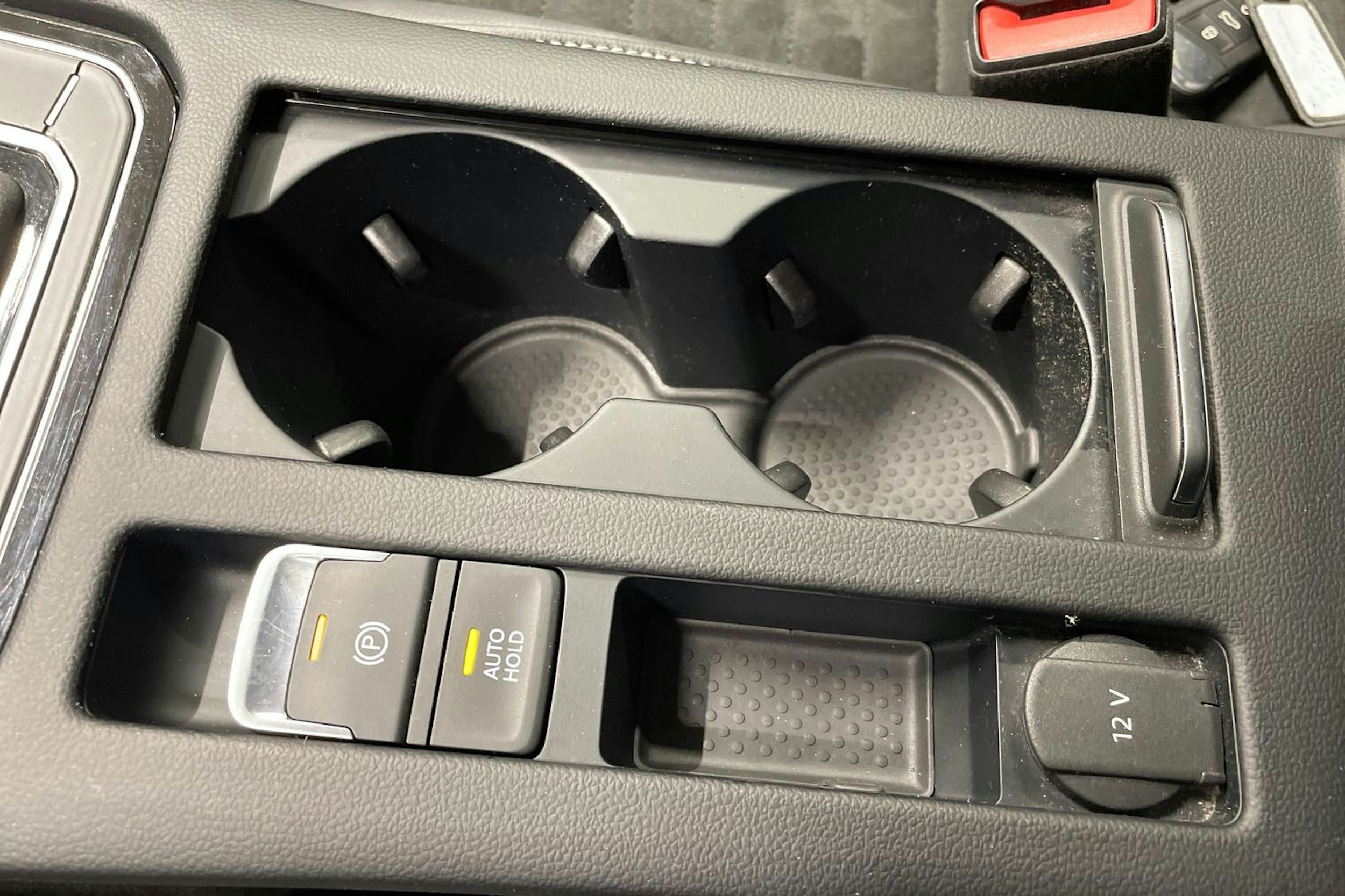 sininen Volkswagen Passat 2020 kuva 25.