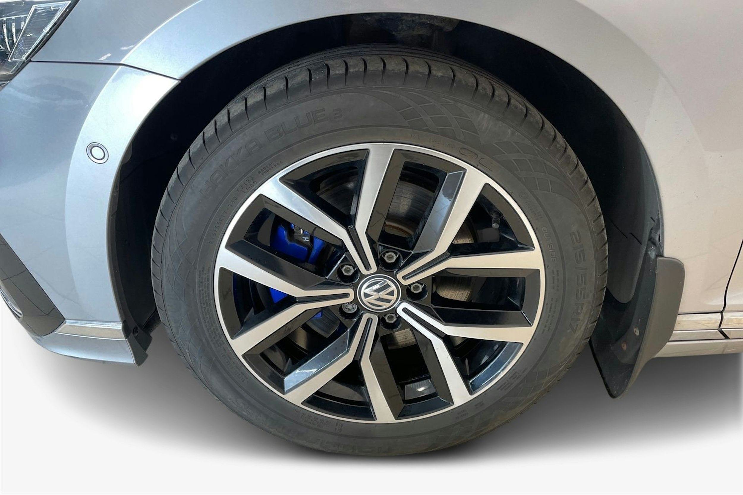 Sininen Volkswagen PASSAT 2020 kuva 9.