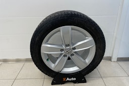 Sininen Volkswagen PASSAT 2020 kuva 21.