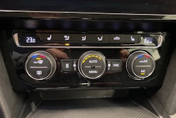 met. hopea Volkswagen Passat 2020 kuva 16.