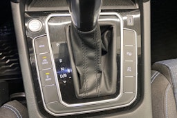 met. hopea Volkswagen Passat 2020 kuva 18.