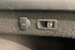 met. hopea Volkswagen Passat 2020 kuva 26.