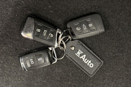 harmaa Volkswagen Passat 2020 kuva 28.