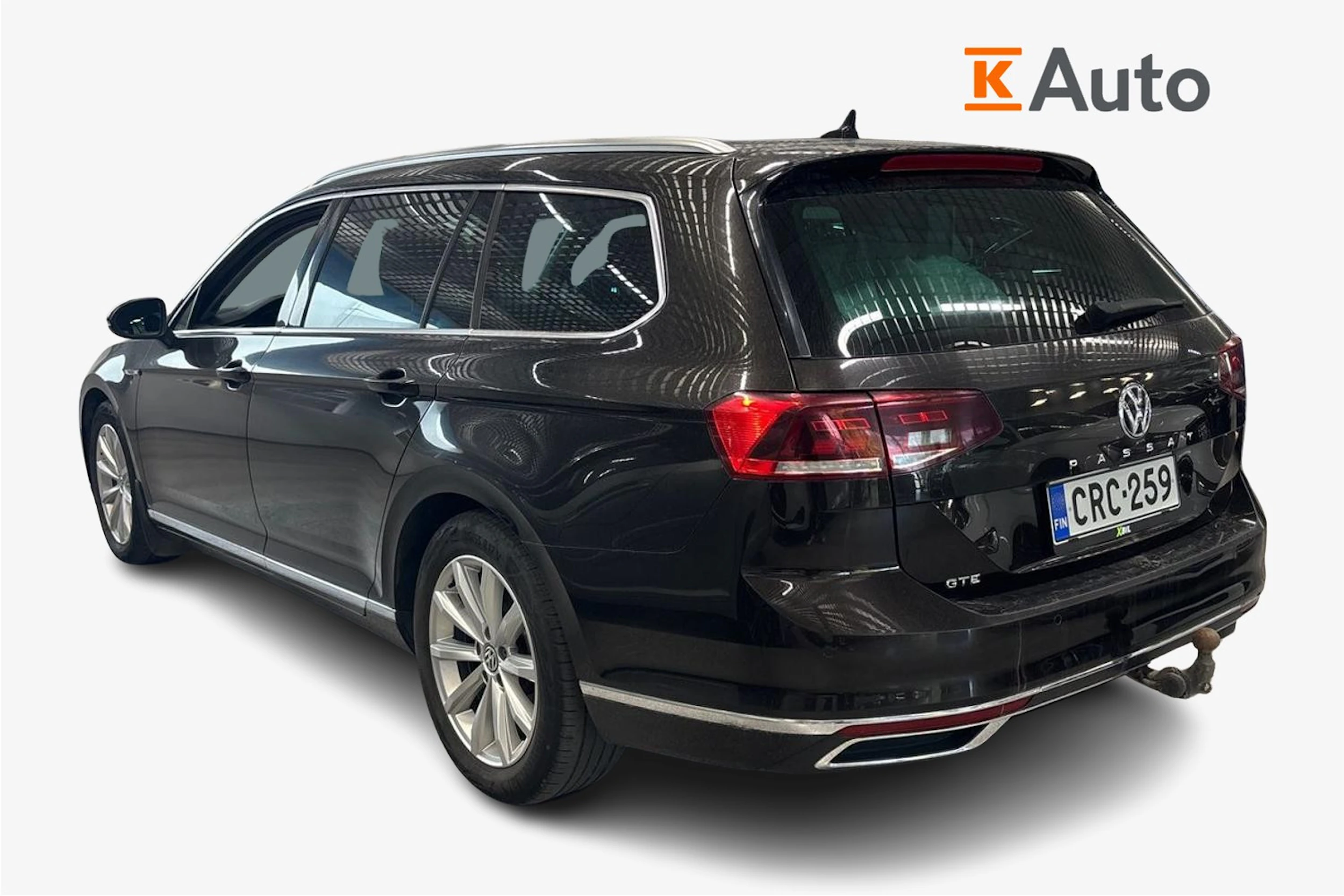 ruskea (beige) Volkswagen Passat 2020 kuva 2.