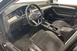 ruskea (beige) Volkswagen Passat 2020 kuva 3.