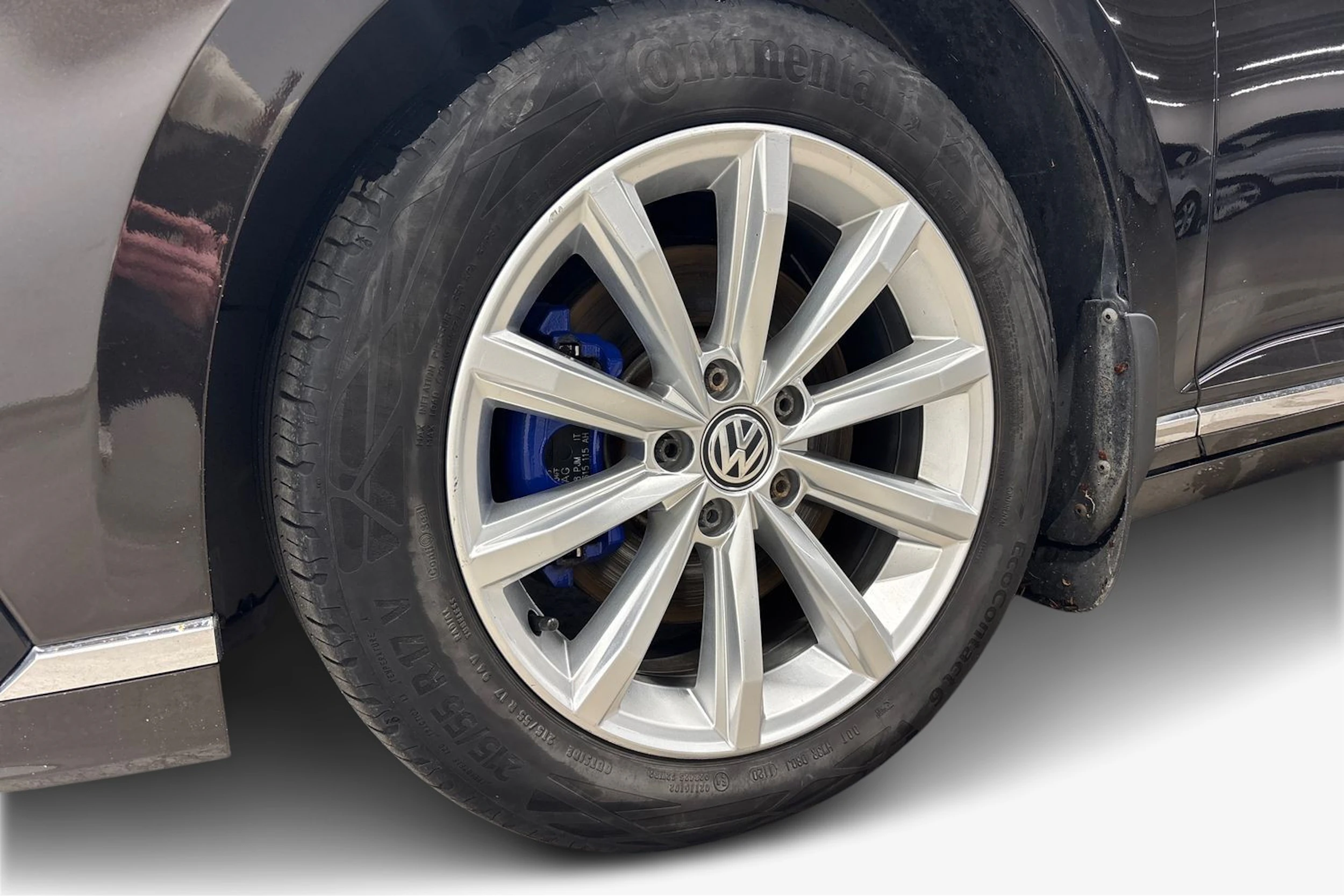 ruskea (beige) Volkswagen Passat 2020 kuva 9.
