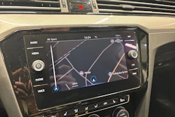 ruskea (beige) Volkswagen Passat 2020 kuva 20.