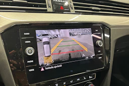 ruskea (beige) Volkswagen Passat 2020 kuva 21.