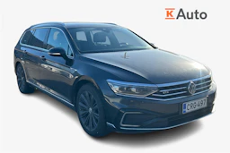 harmaa Volkswagen Passat 2020 kuva 1.