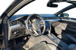 harmaa Volkswagen Passat 2020 kuva 3.