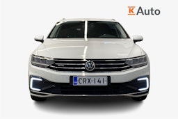 valkoinen Volkswagen Passat 2020 kuva 5.