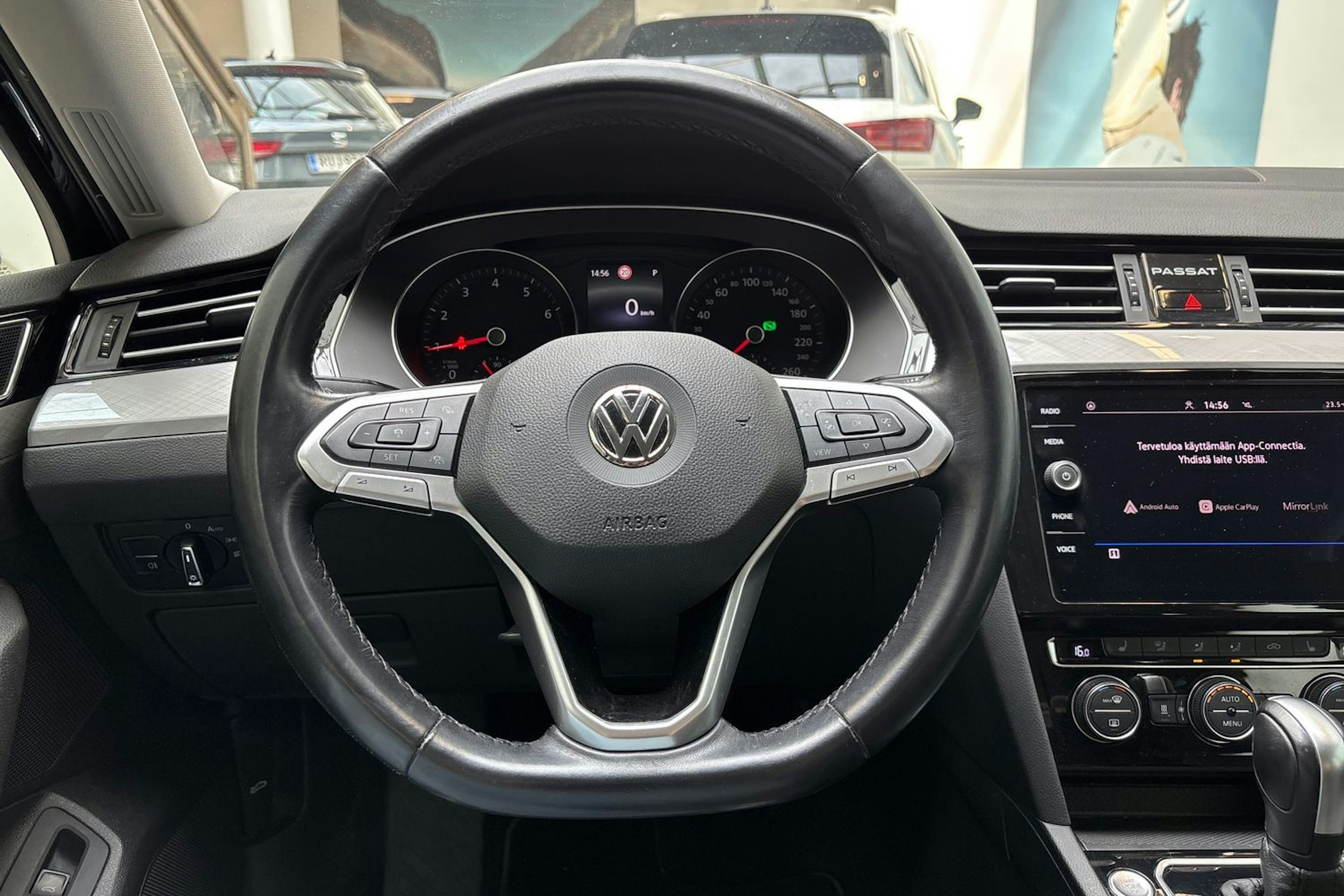 sininen Volkswagen Passat 2020 kuva 24.