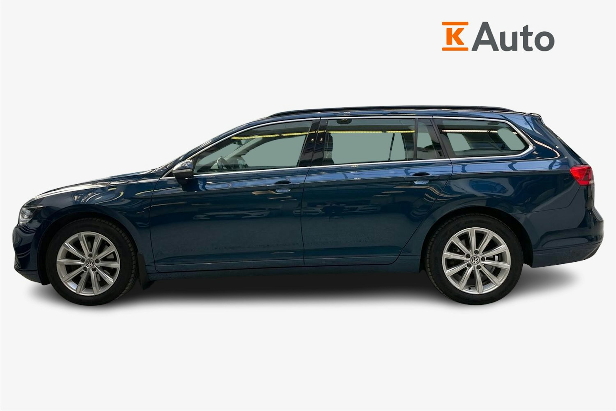 sininen Volkswagen Passat 2020 kuva 7.