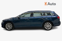 sininen Volkswagen Passat 2020 kuva 7.
