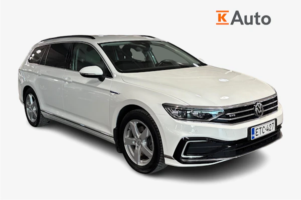Volkswagen Passat Variant GTE Plug-In Hybrid 160 kW DSG-automaatti