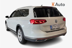 valkoinen Volkswagen Passat 2020 kuva 2.
