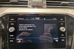 valkoinen Volkswagen Passat 2020 kuva 24.
