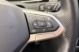 harmaa Volkswagen Passat 2021 kuva 17.