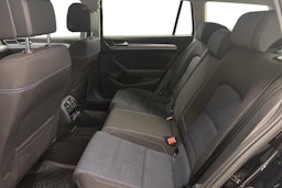 Musta Volkswagen PASSAT 2020 kuva 10.