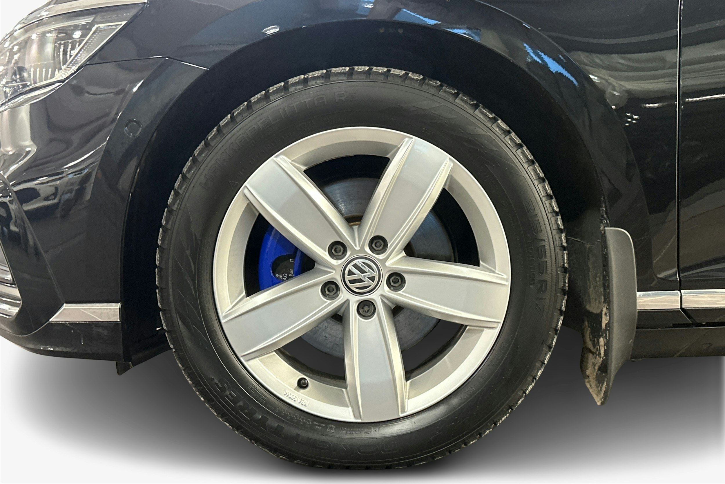 Musta Volkswagen PASSAT 2020 kuva 11.