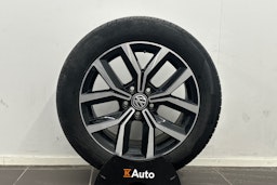 Musta Volkswagen PASSAT 2020 kuva 13.