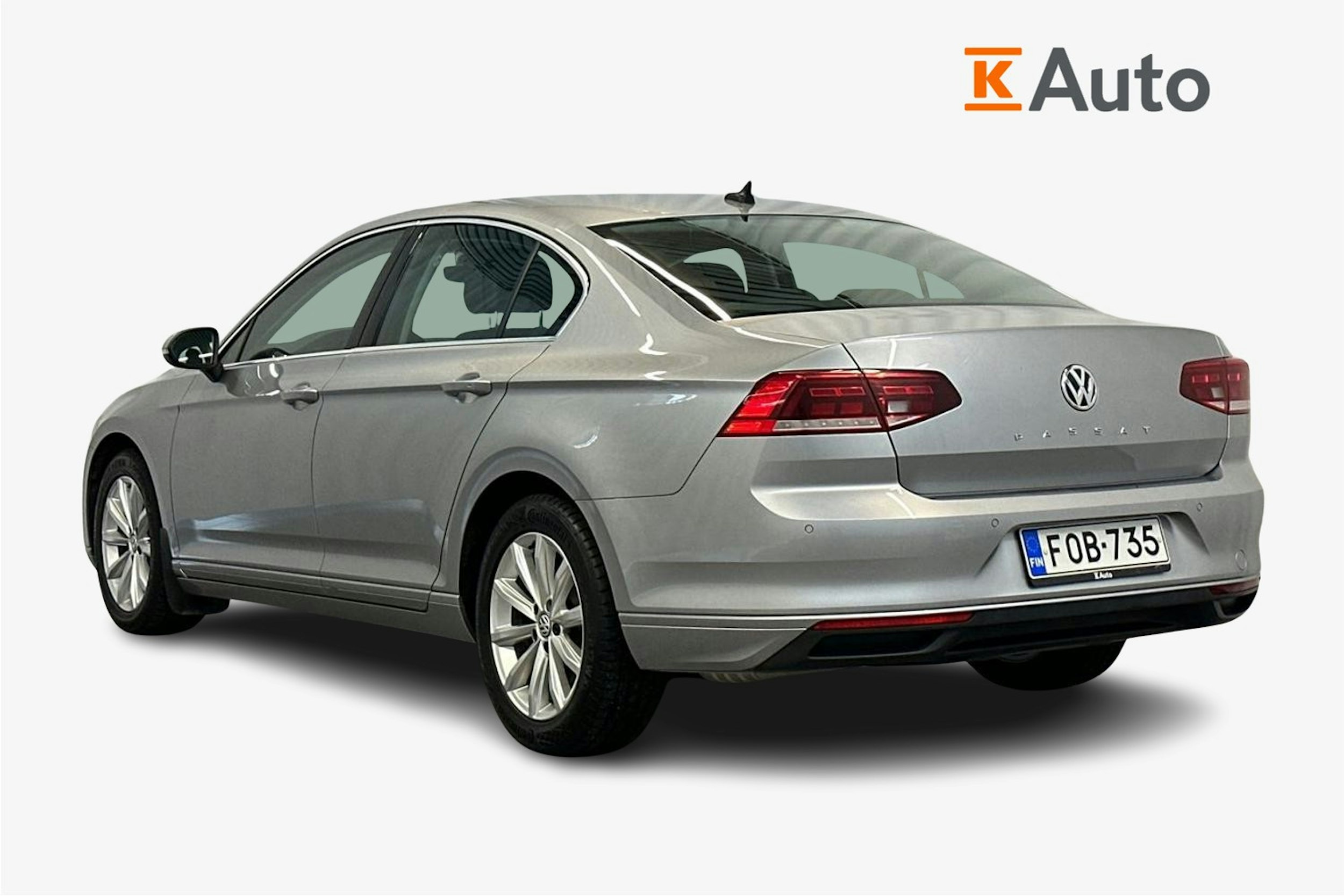 sininen Volkswagen Passat 2020 kuva 2.