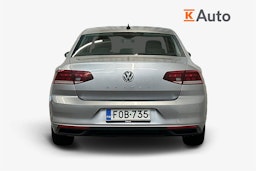 sininen Volkswagen Passat 2020 kuva 3.
