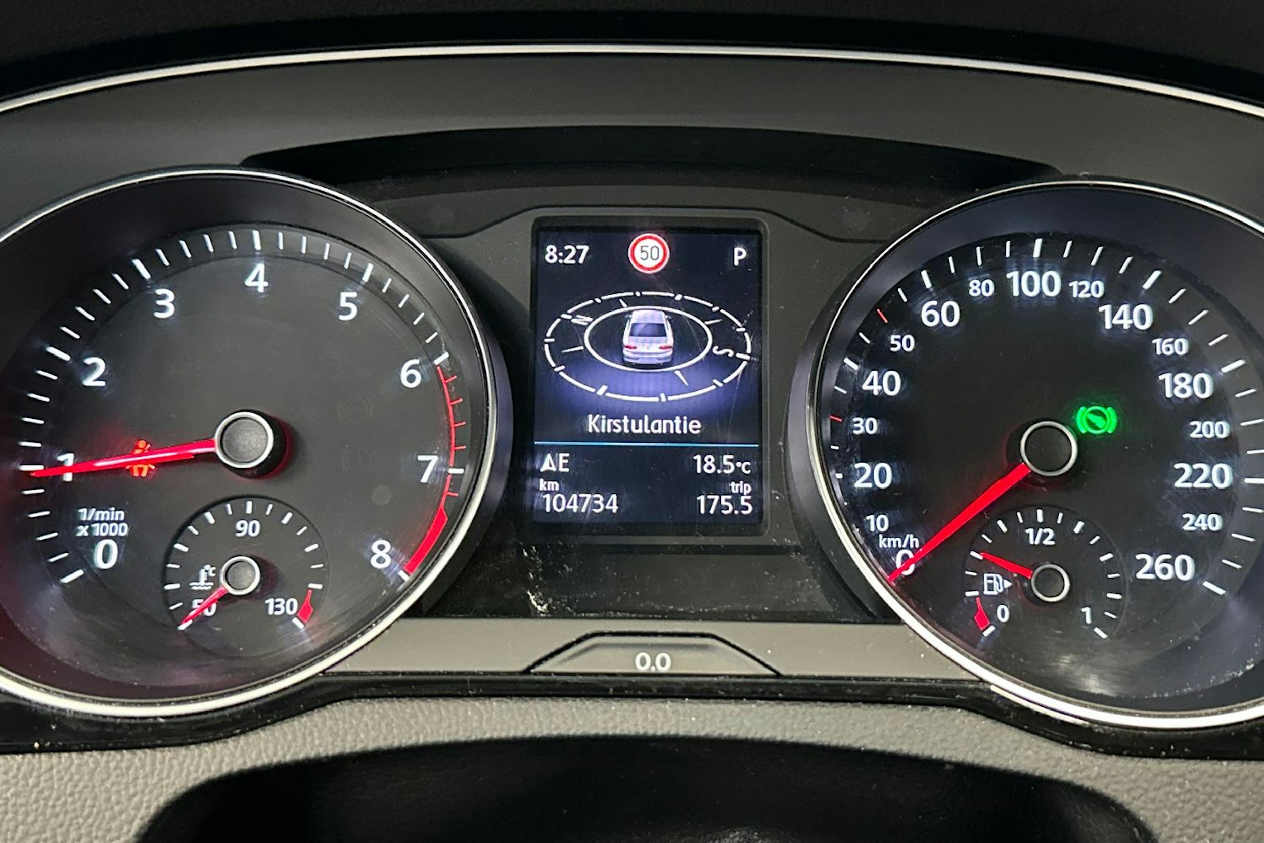 sininen Volkswagen Passat 2020 kuva 22.