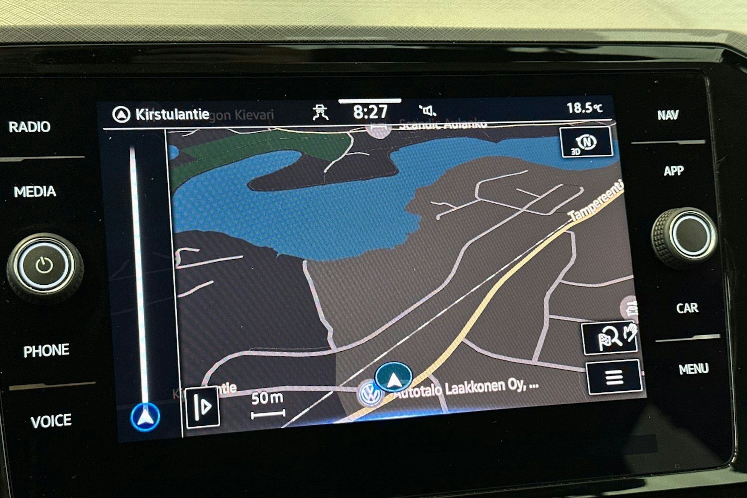 sininen Volkswagen Passat 2020 kuva 25.