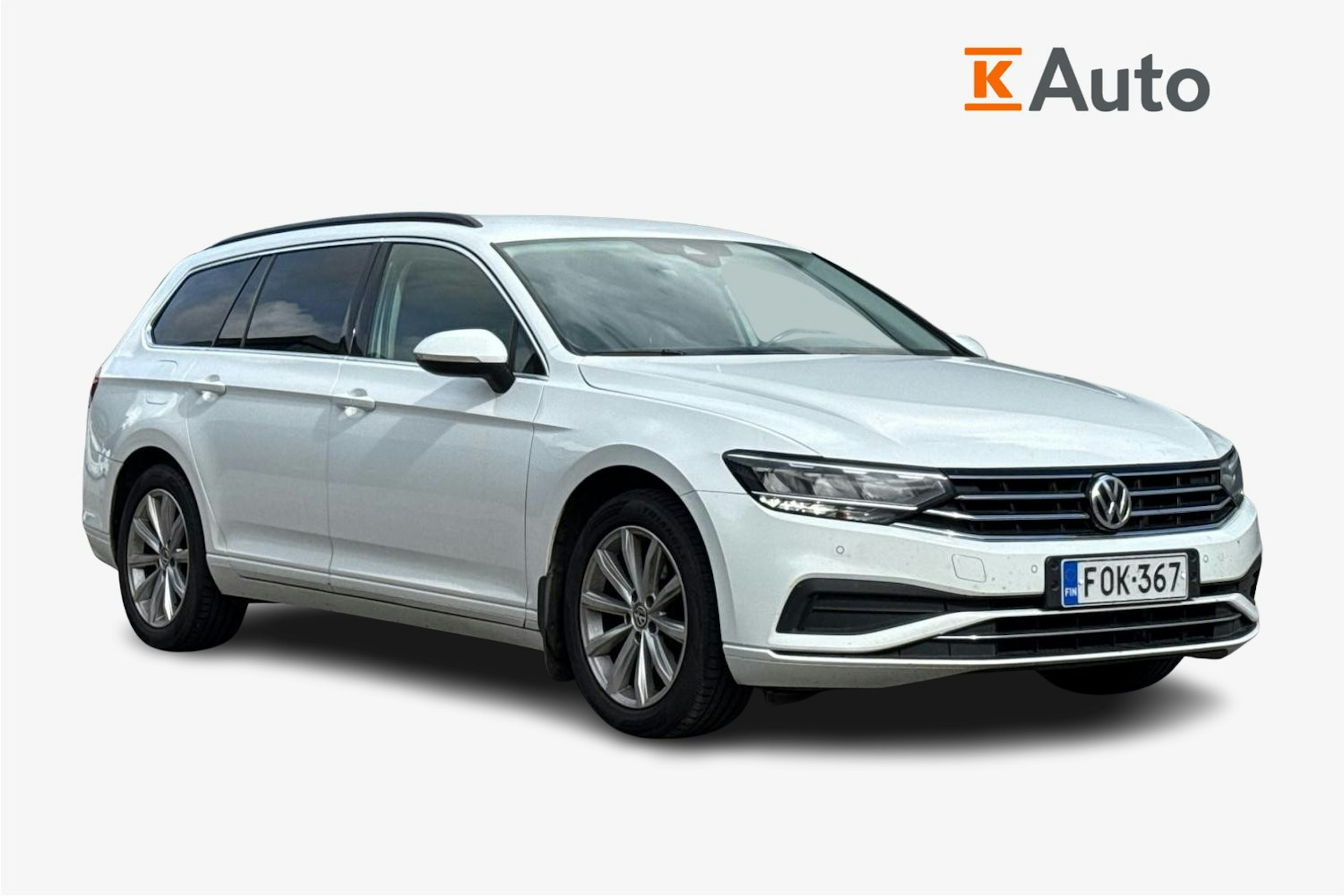 valkoinen Volkswagen Passat 2020 kuva 1.