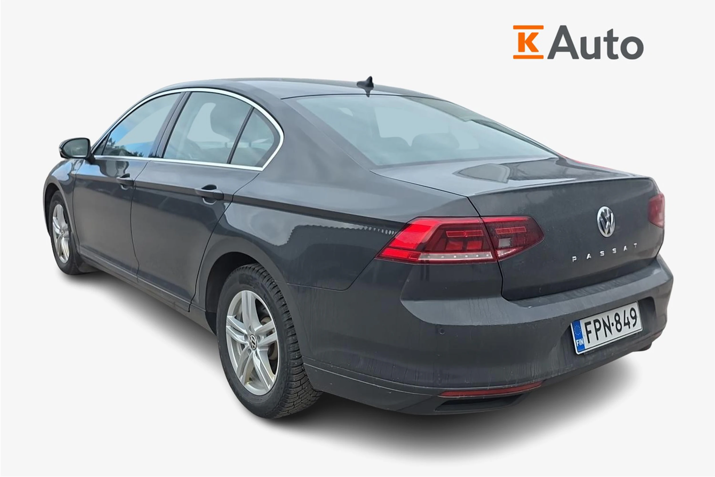 harmaa Volkswagen Passat 2020 kuva 2.