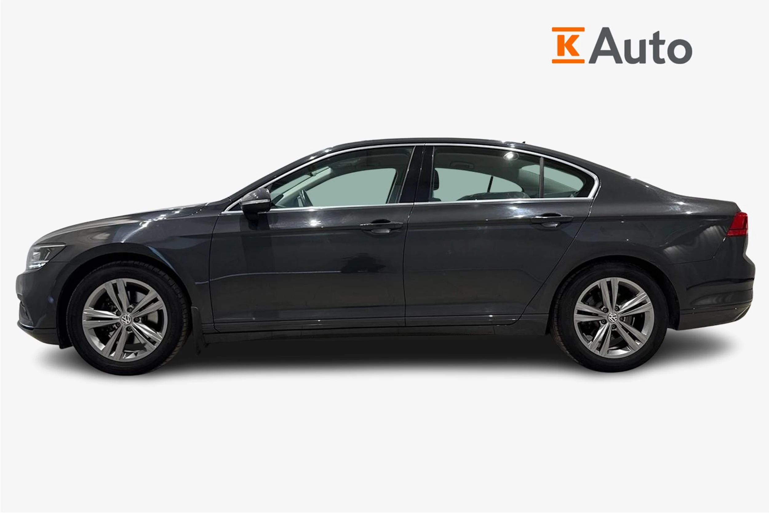 harmaa Volkswagen Passat 2020 kuva 7.