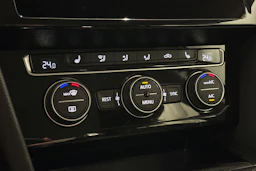 harmaa Volkswagen Passat 2020 kuva 27.