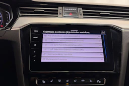 valkoinen Volkswagen Passat 2020 kuva 23.