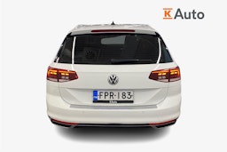 valkoinen Volkswagen Passat 2020 kuva 3.