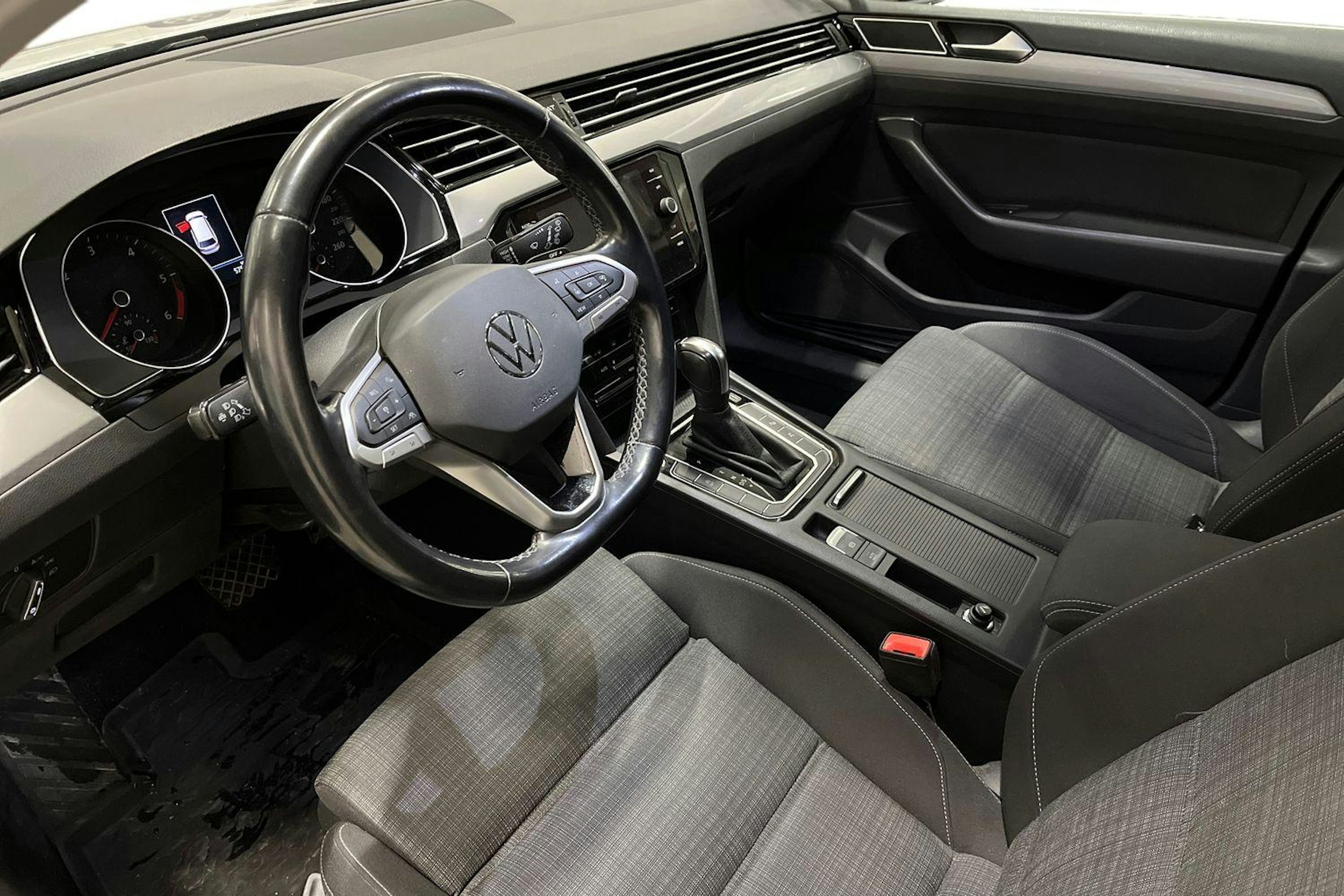 hopea Volkswagen Passat 2020 kuva 3.