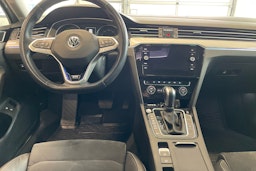 harmaa Volkswagen Passat 2020 kuva 7.