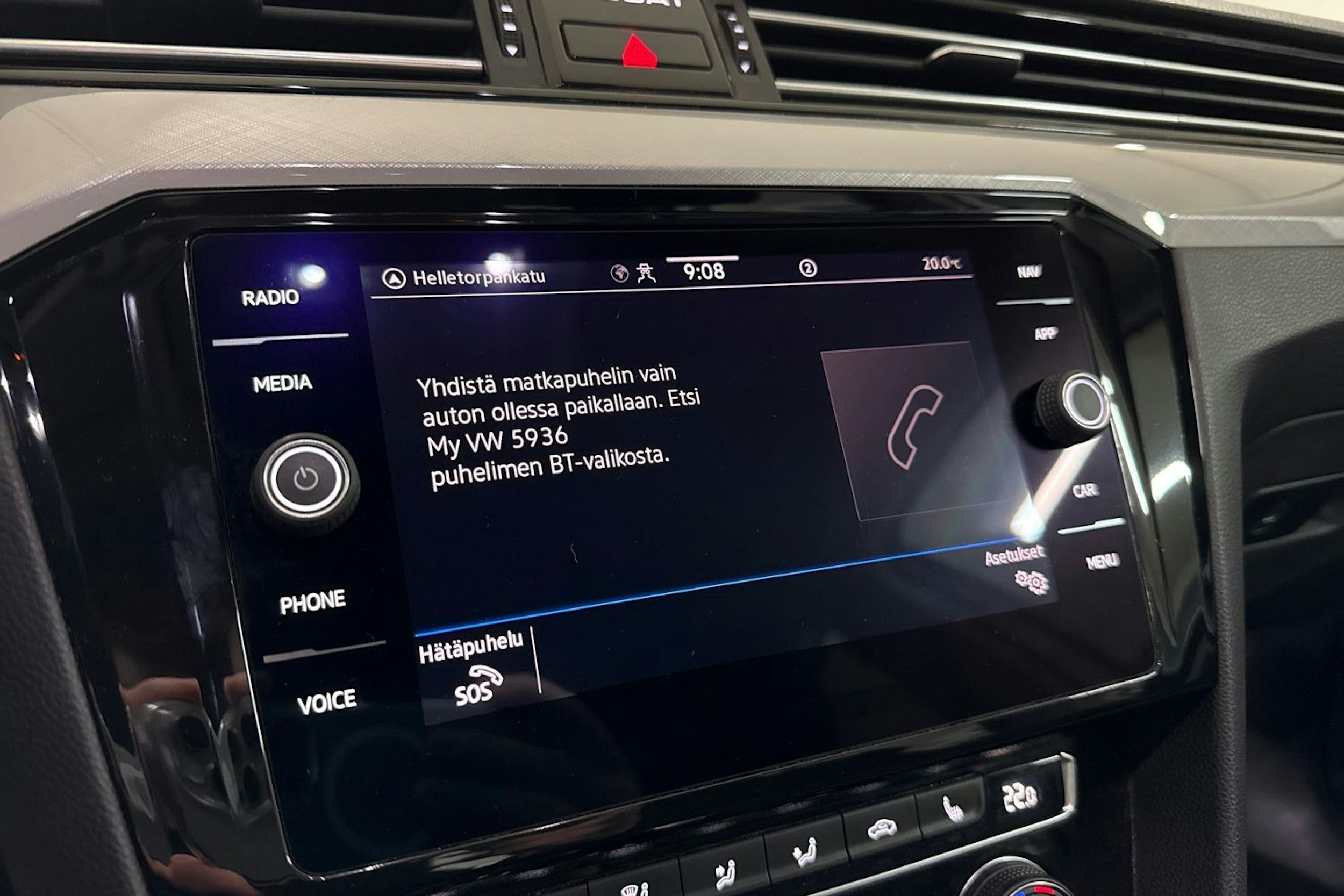 hopea Volkswagen Passat 2020 kuva 21.