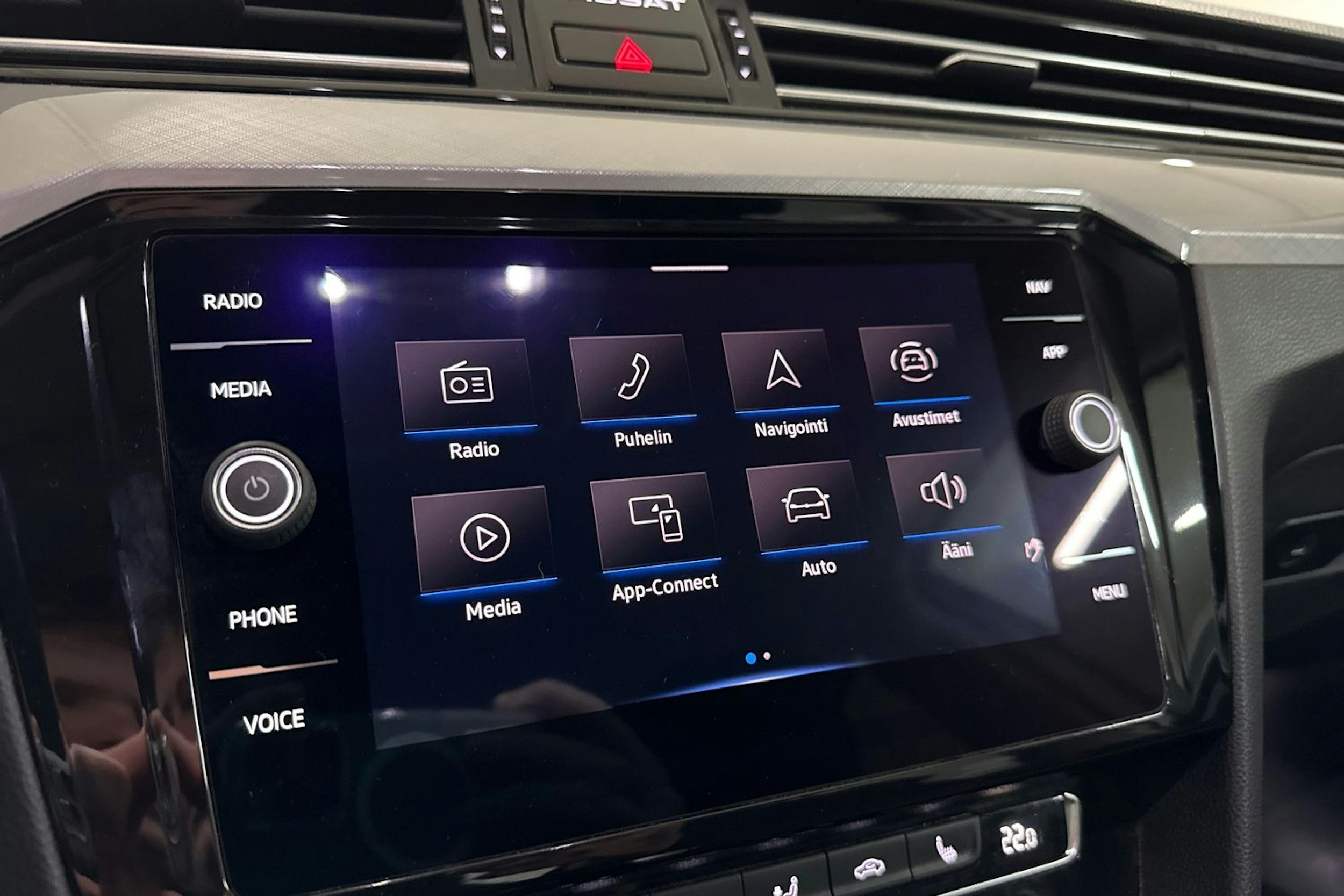 hopea Volkswagen Passat 2020 kuva 25.
