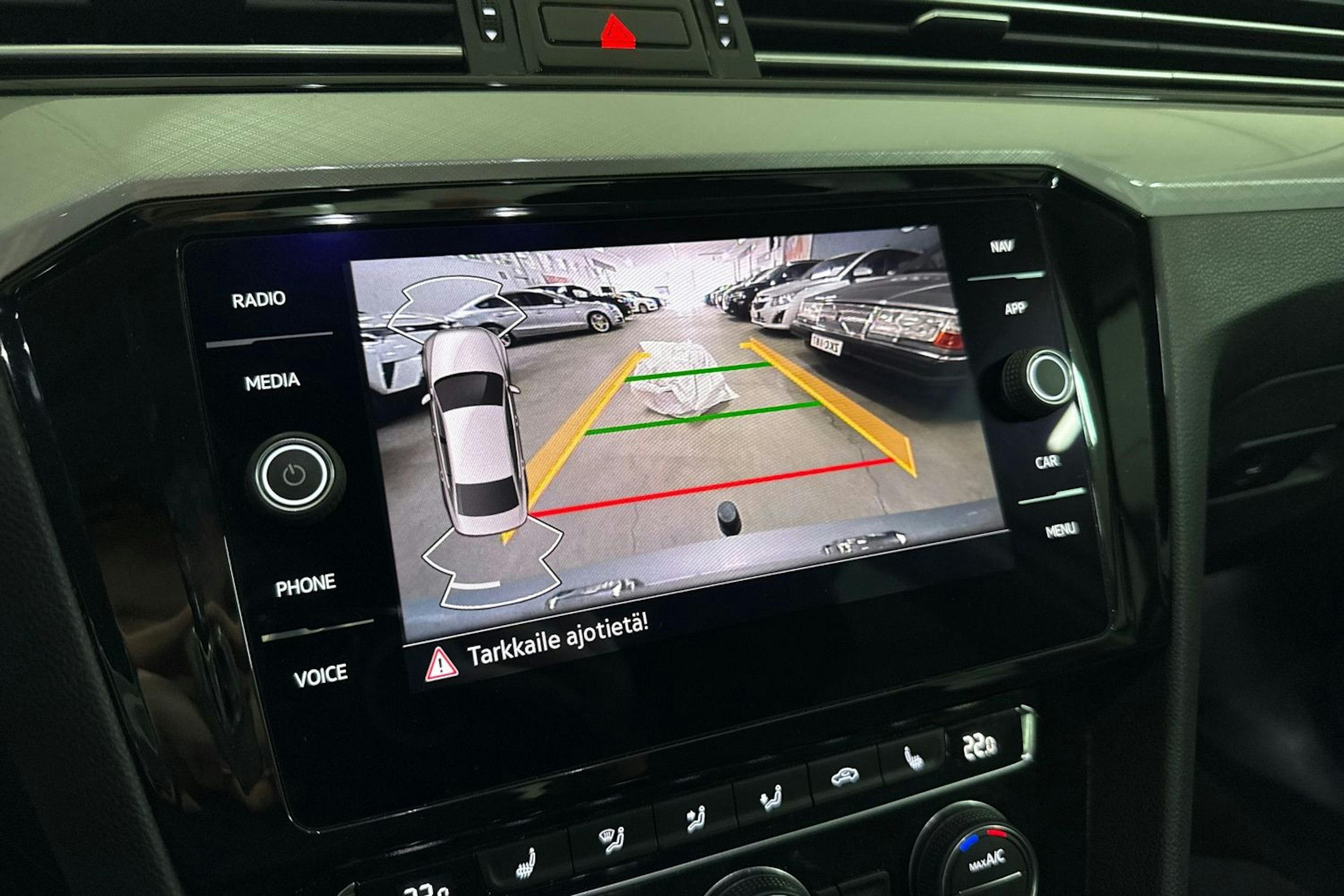 hopea Volkswagen Passat 2020 kuva 27.