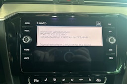 Valkoinen Volkswagen PASSAT 2020 kuva 16.