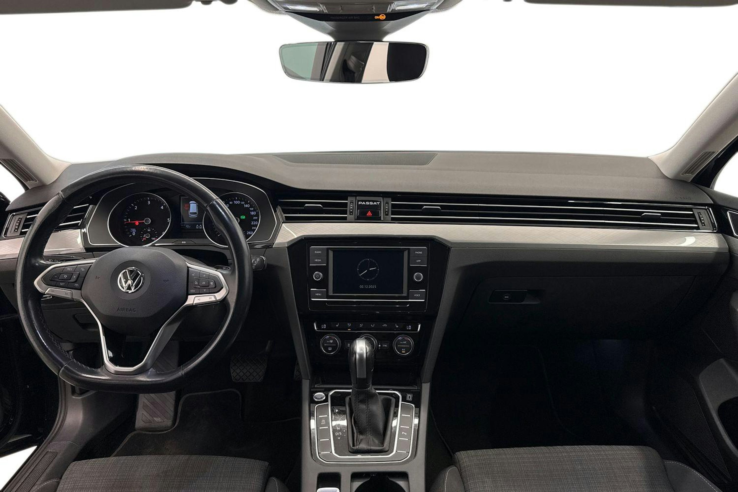 Musta Volkswagen PASSAT 2020 kuva 9.
