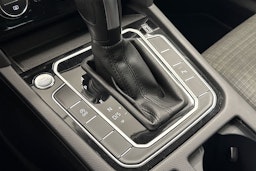 Musta Volkswagen PASSAT 2020 kuva 17.