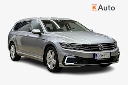 harmaa Volkswagen Passat 2020 kuva 1.