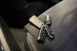 valkoinen Volkswagen Passat 2020 kuva 21.