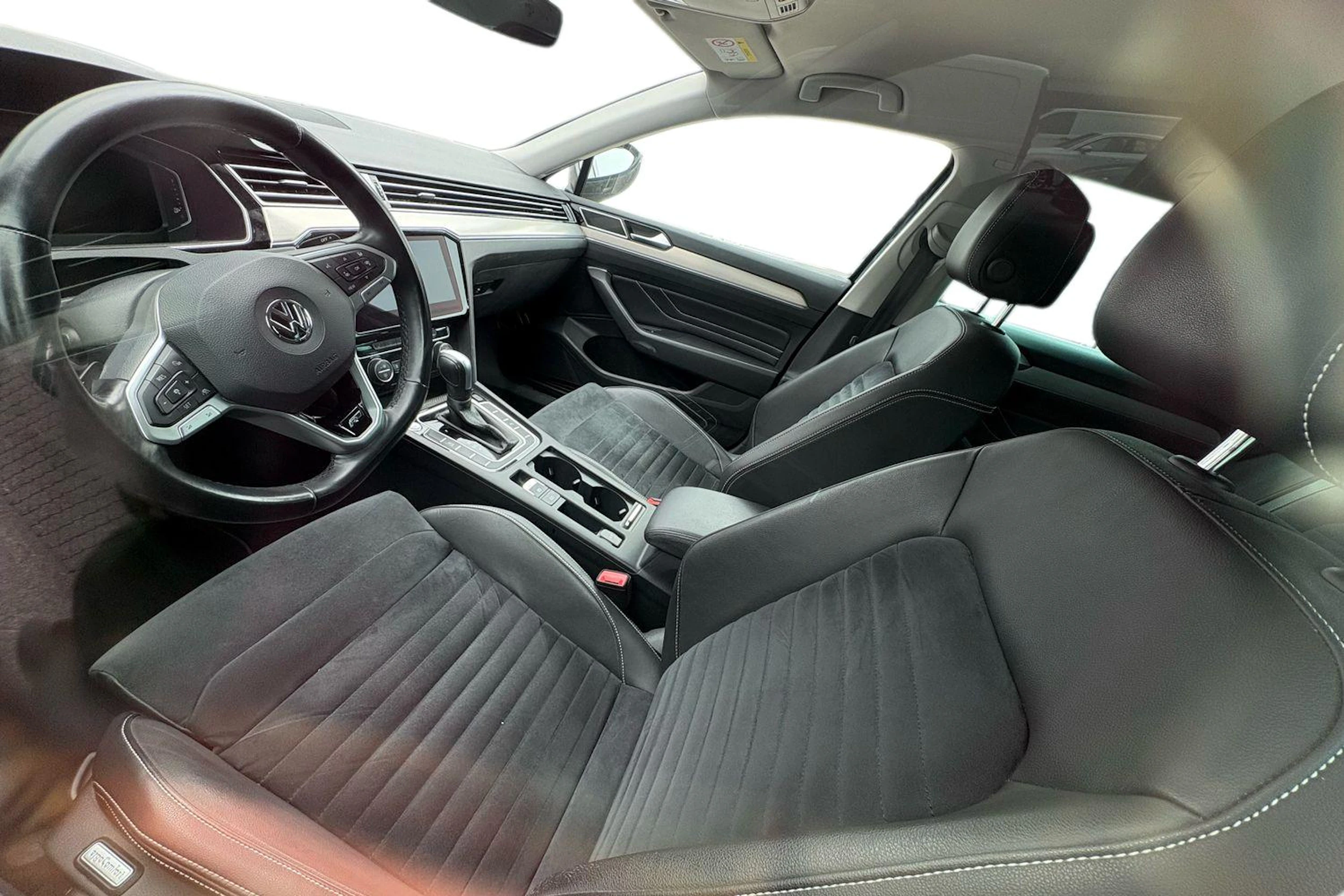 met. sininen Volkswagen Passat 2020 kuva 3.