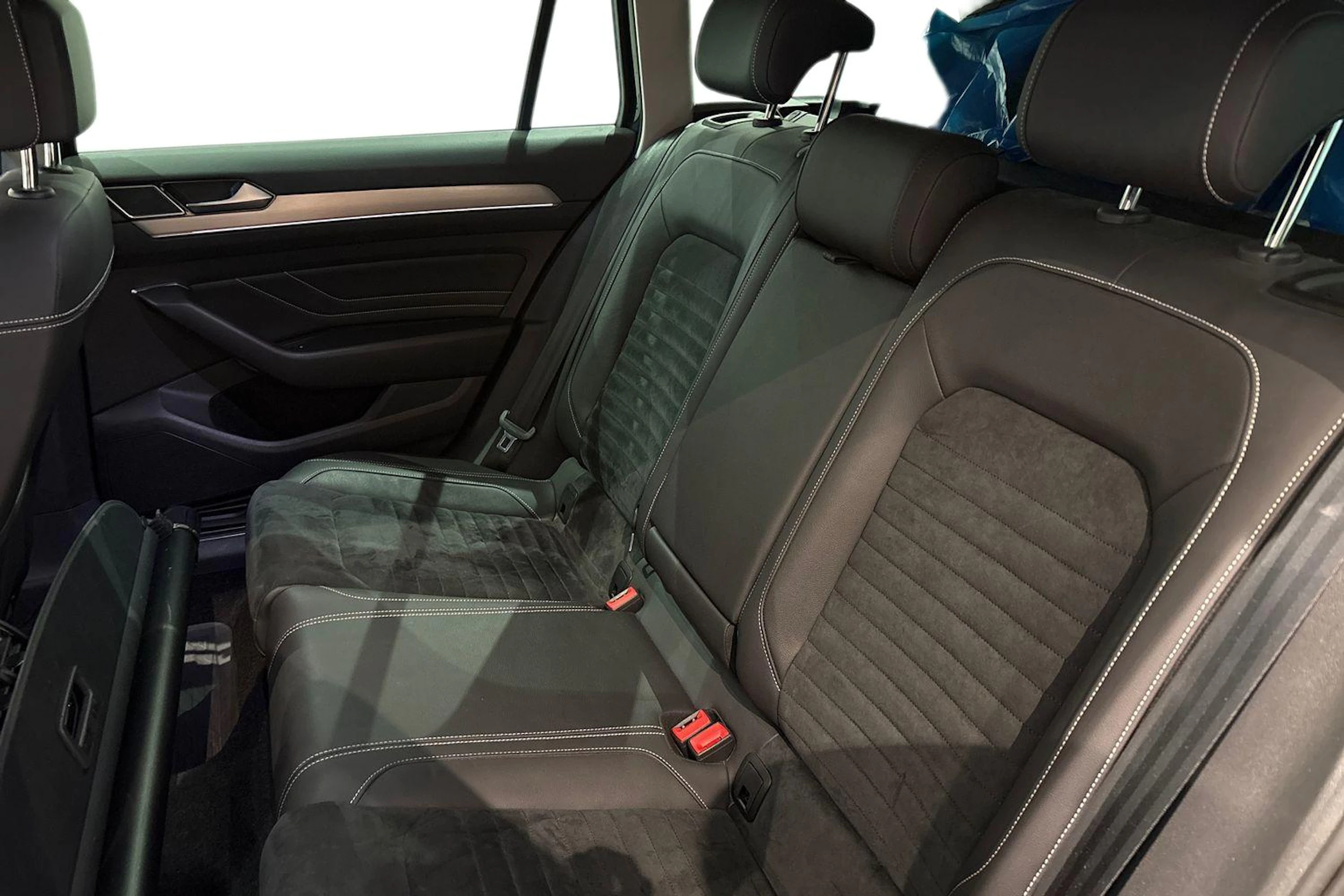 met. sininen Volkswagen Passat 2020 kuva 8.
